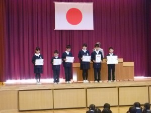 終了式・授賞 (18)