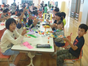 七夕かざりづくり (10)